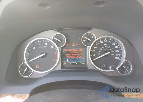 2017 Toyota Tundra 1794 5.7L V8 z USA, uszkodzony, nr VIN 5TFAW5F14HX665566